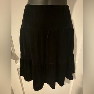 Perfectly Dressed Velvet Skirt! 🖤